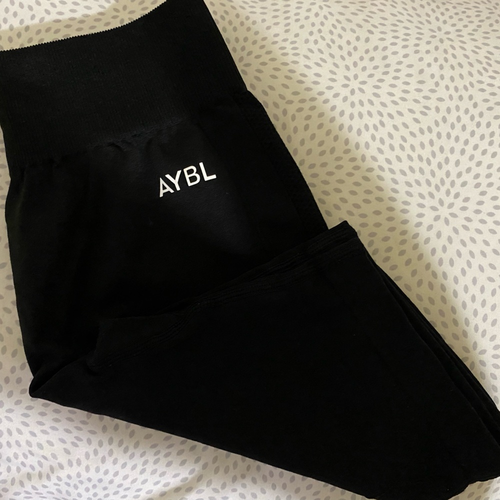 Aybl Seamless Black Shorts